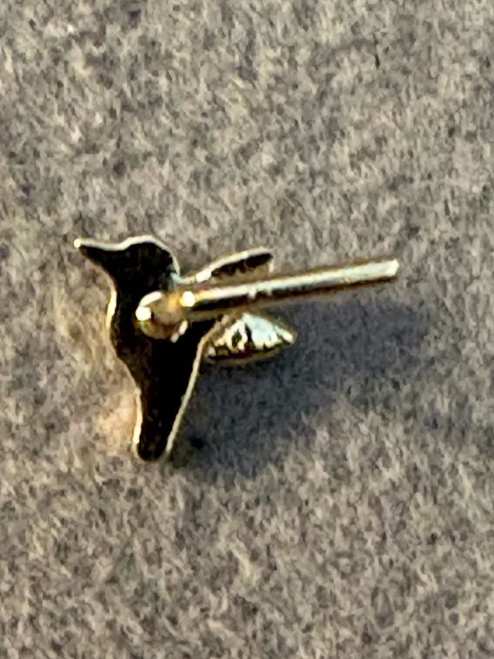 Nose Ring- hummingbird  20G Nose Ring Stud Screw 316L Stainless Steel Gold Tone